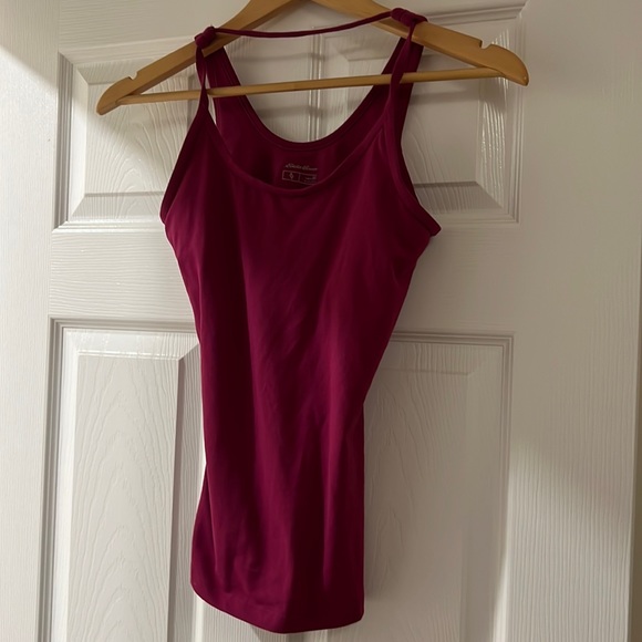 Eddie Bauer XS fuschia workout top - Picture 1 of 2